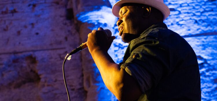Dembelle Dezoumba & le Bwabas Blues : samedi 3 octobre Dembelle Dezoumba & le Bwabas Blues : samedi 3 octobre